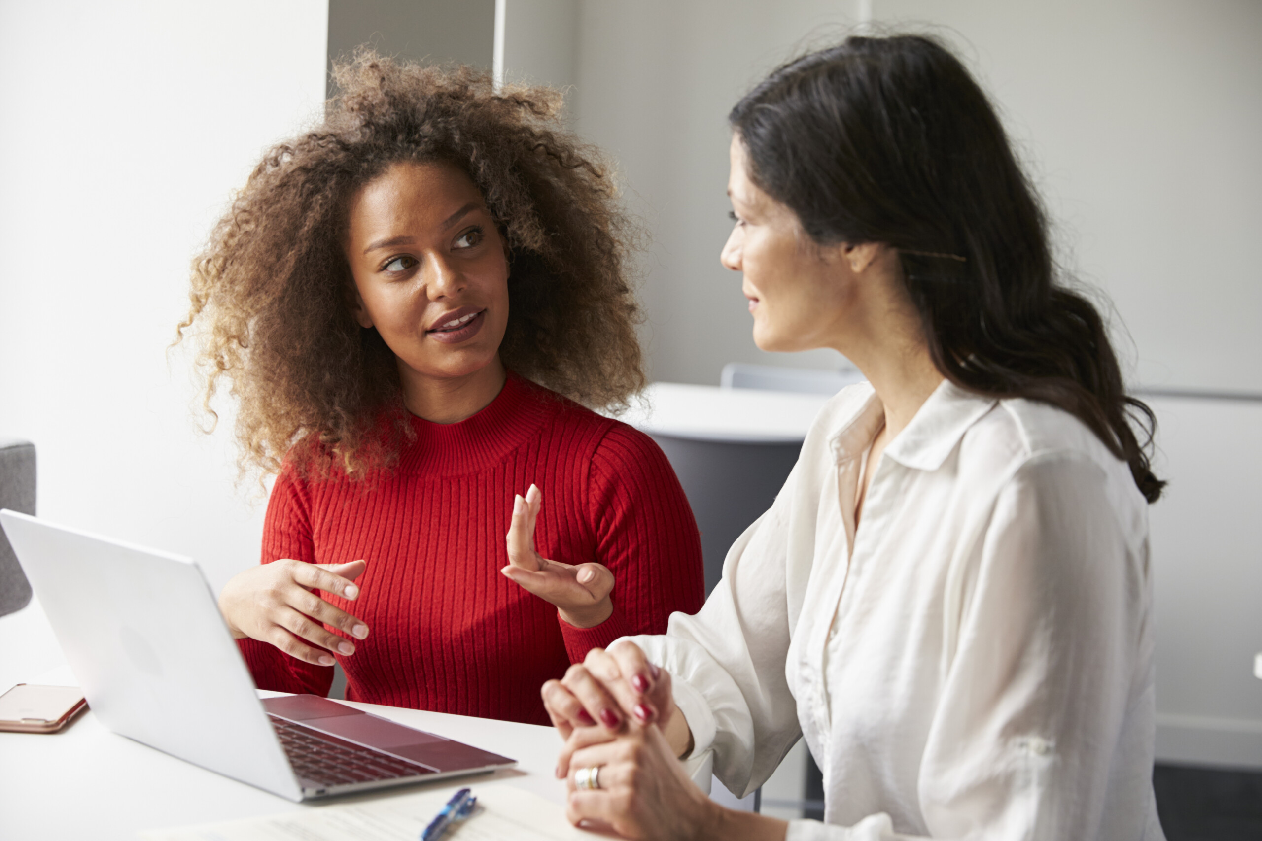 Empowering Women The Role of a Coach for Female Confidence